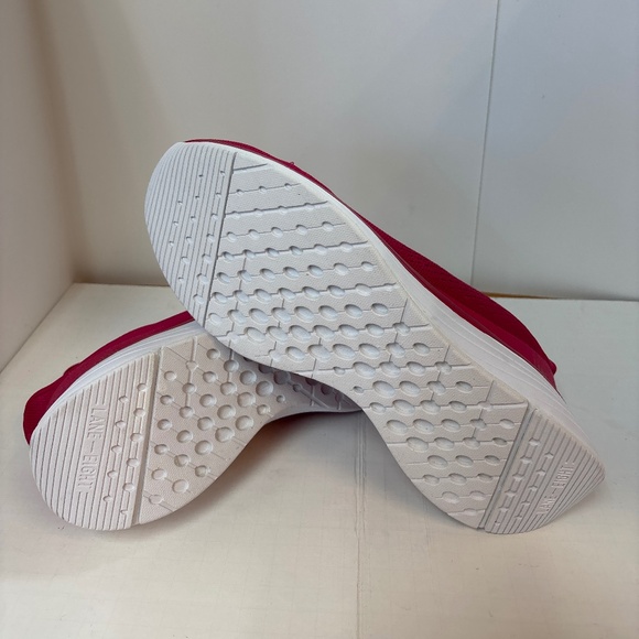Women’s NWOT Lane 8 Relay Trainer Shoes Sneakers Size 10M Hibiscus - Picture 7 of 7